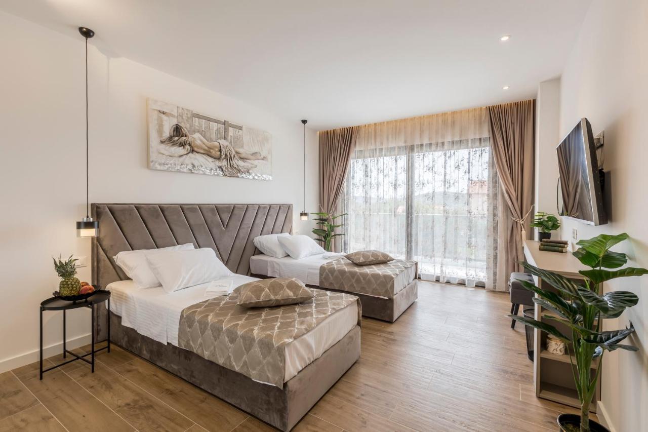 Luxury Villa Diana With Heated Pool And Jacuzzi Dograde Экстерьер фото