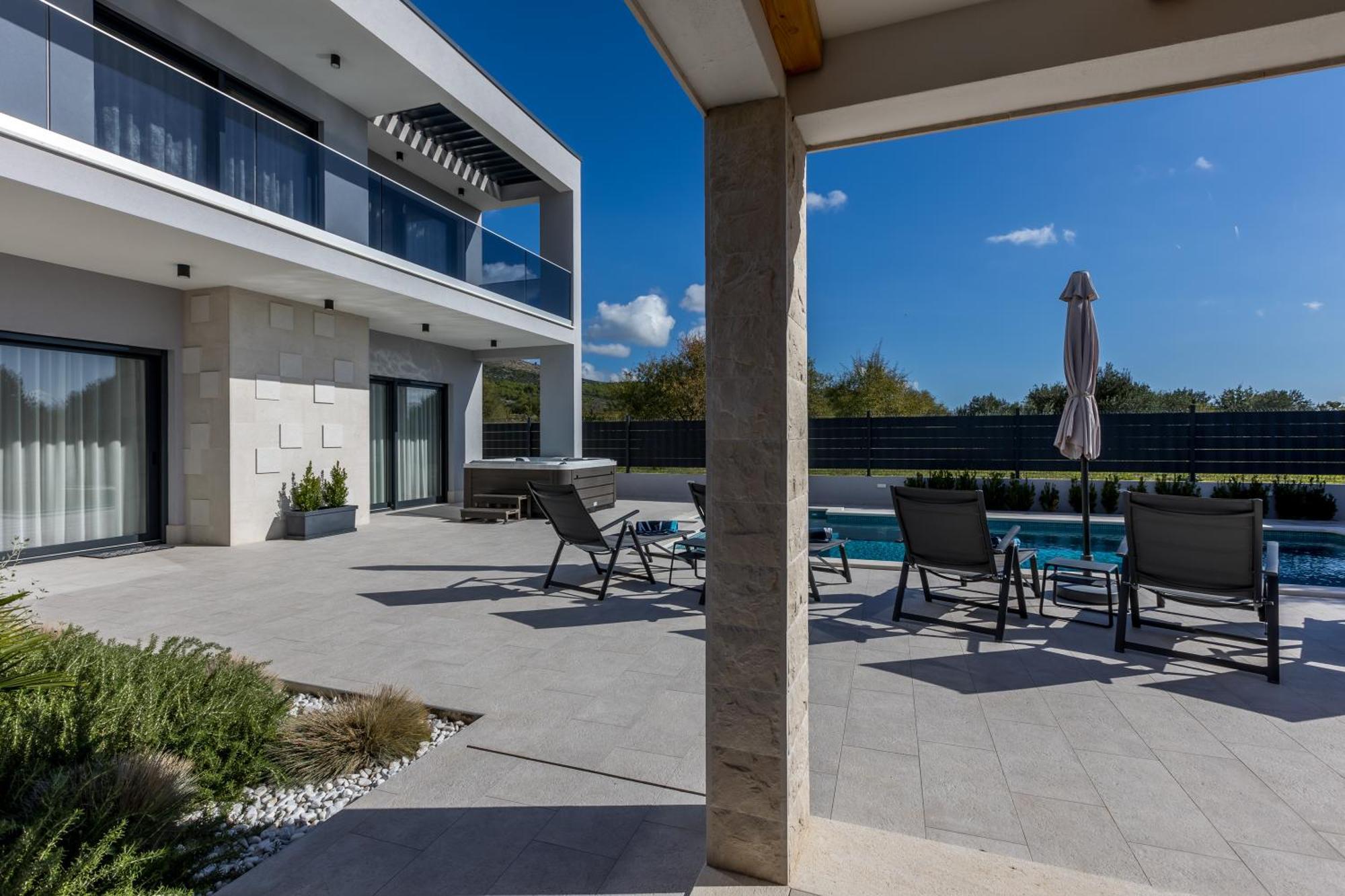 Luxury Villa Diana With Heated Pool And Jacuzzi Dograde Экстерьер фото