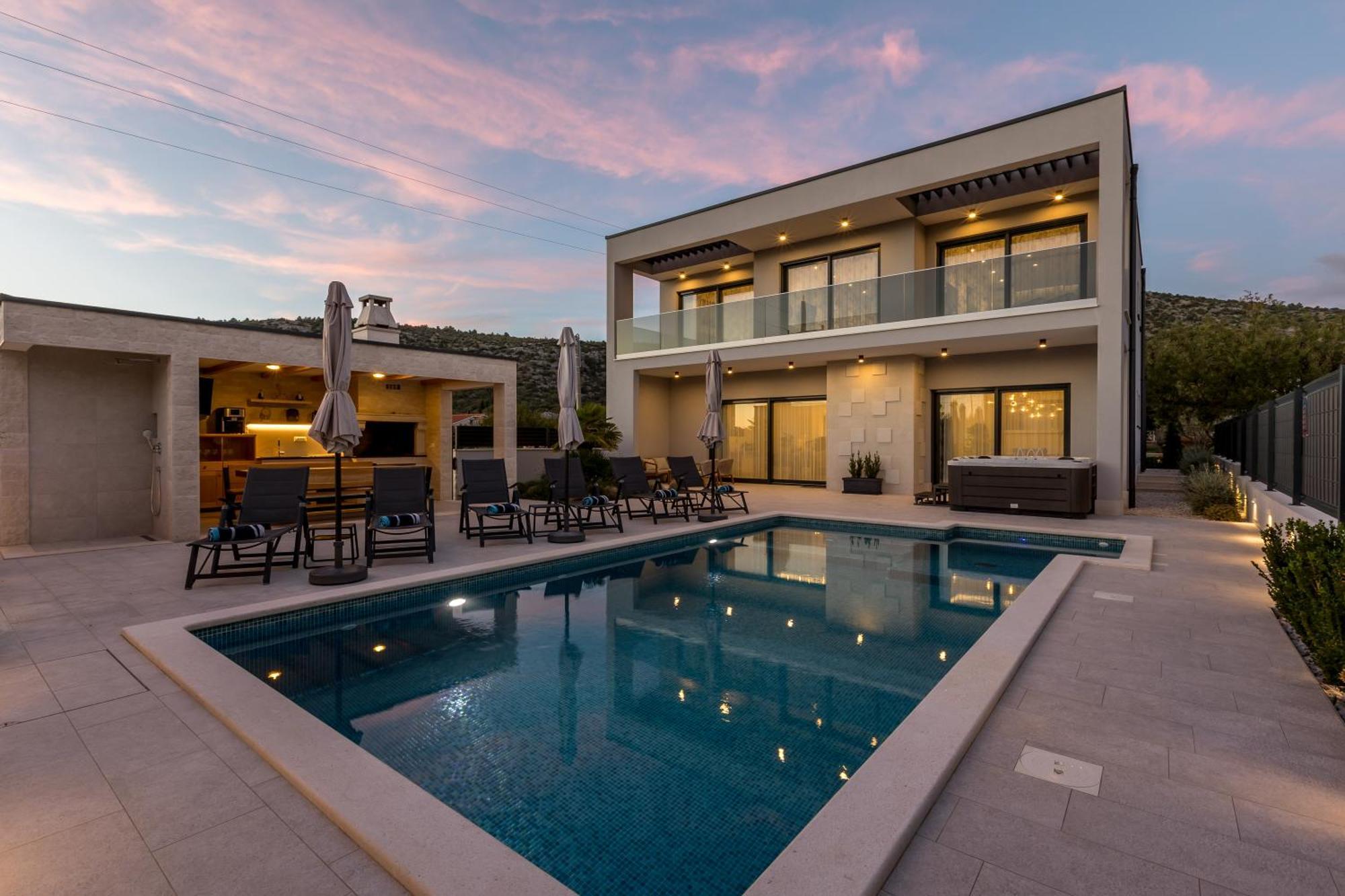 Luxury Villa Diana With Heated Pool And Jacuzzi Dograde Экстерьер фото