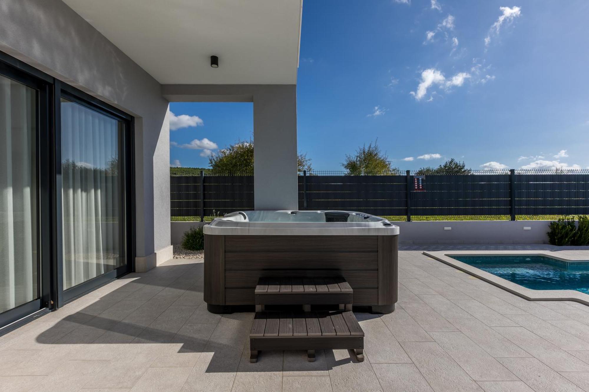 Luxury Villa Diana With Heated Pool And Jacuzzi Dograde Экстерьер фото