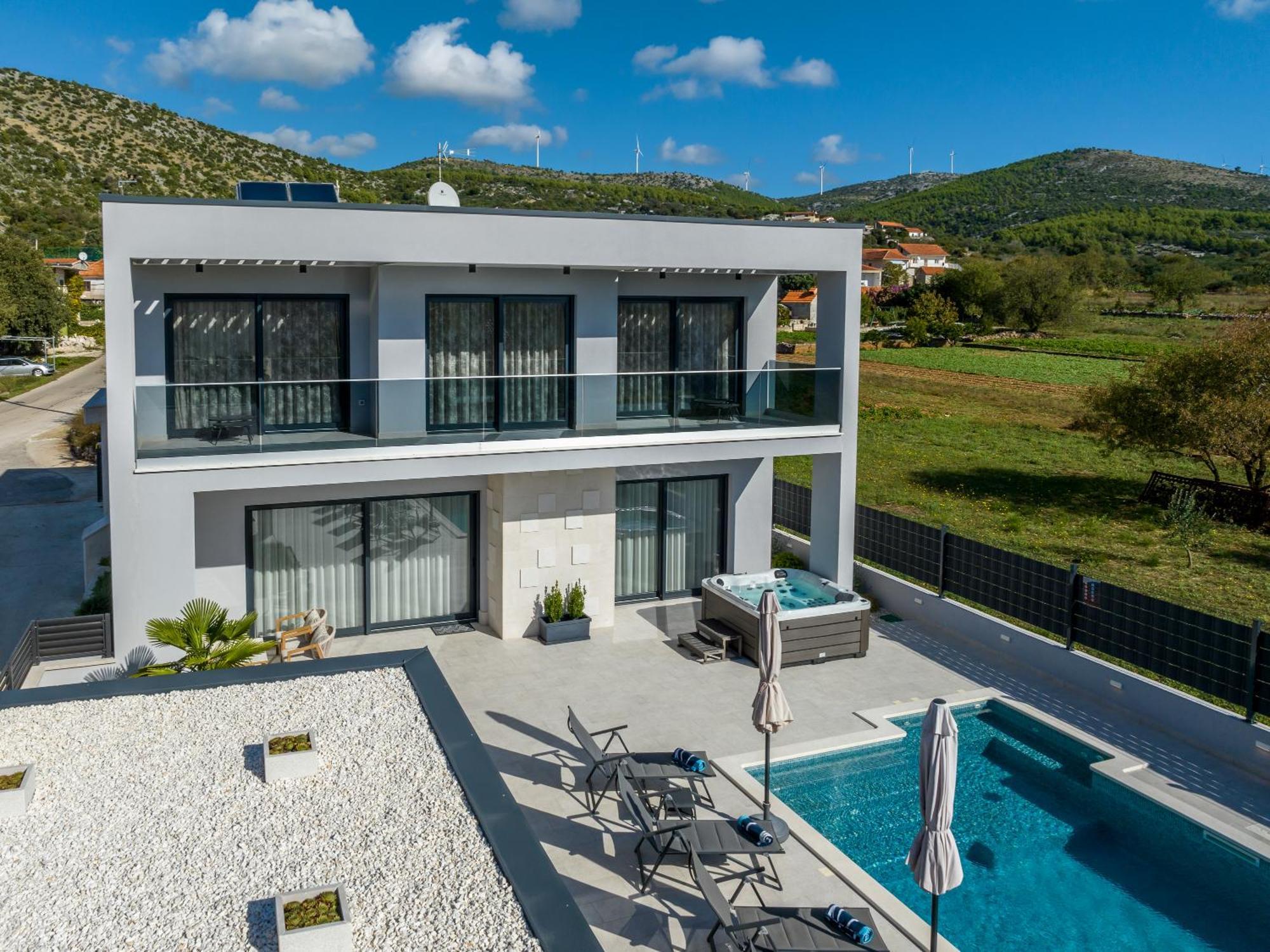 Luxury Villa Diana With Heated Pool And Jacuzzi Dograde Экстерьер фото