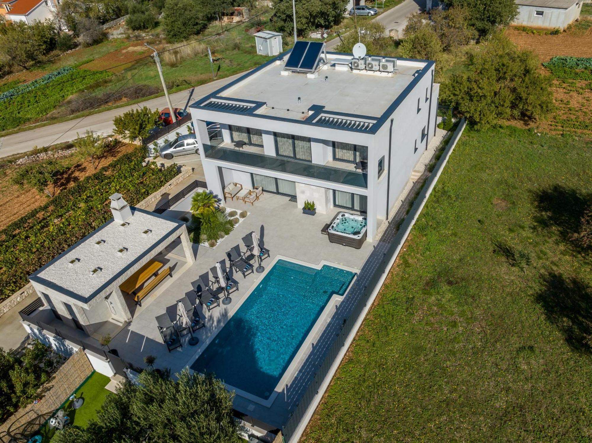 Luxury Villa Diana With Heated Pool And Jacuzzi Dograde Экстерьер фото