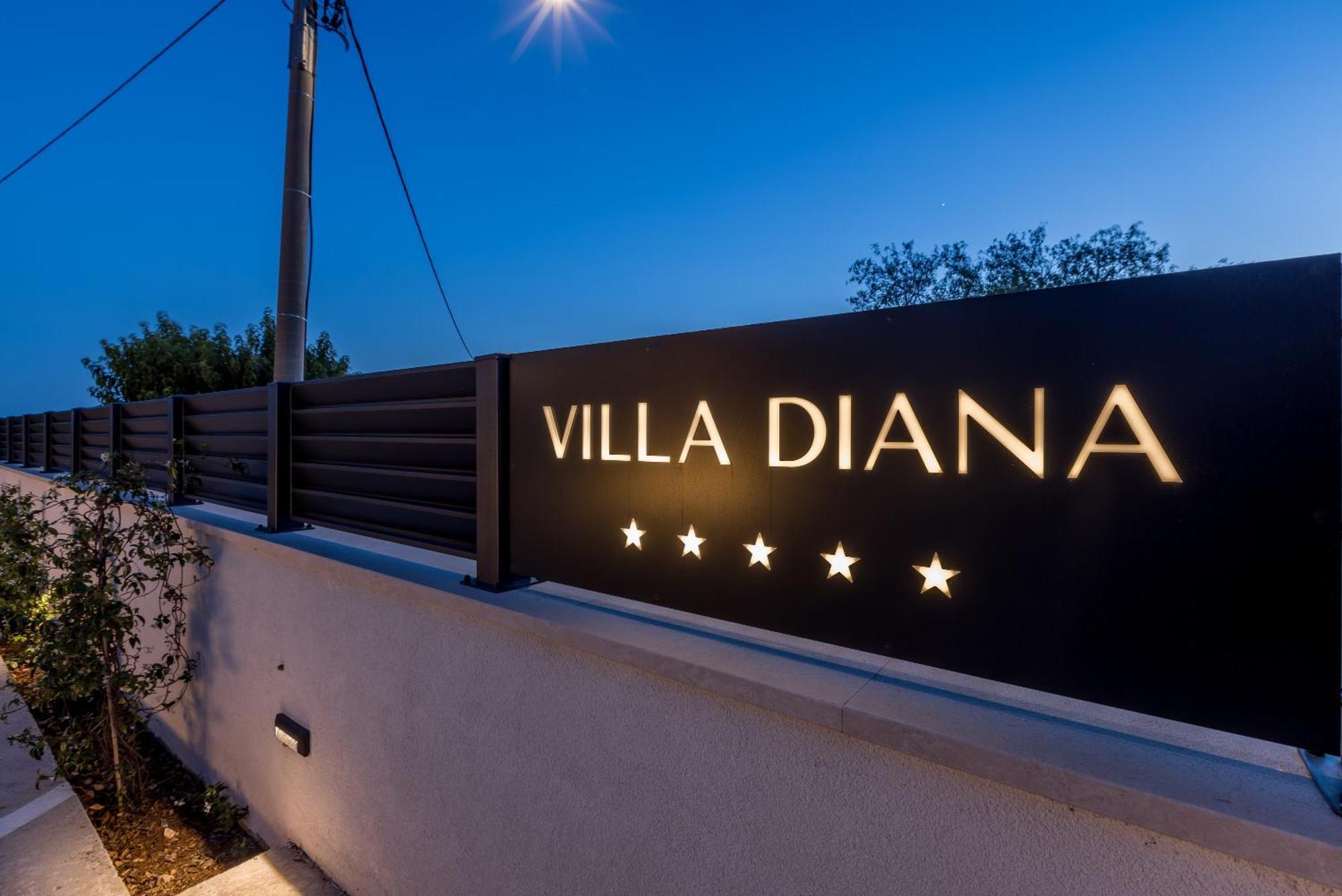 Luxury Villa Diana With Heated Pool And Jacuzzi Dograde Экстерьер фото